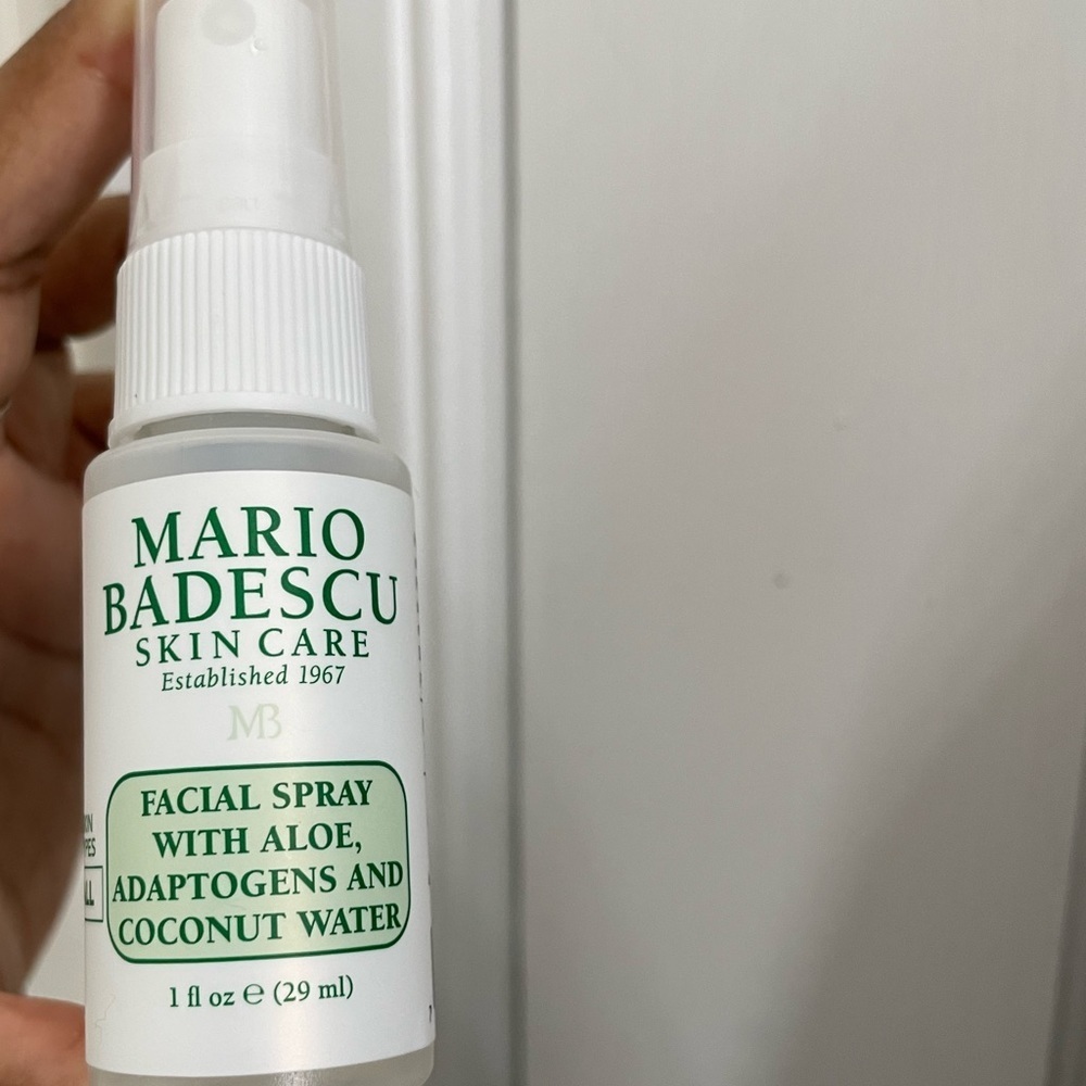 MARIO BADESCU FACIAL TRAVEL MINI SPRAY ALOE COCONUT WATER !!